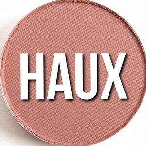 x1 MAC HAUX EYESHADOW BRAND NEW BOXED